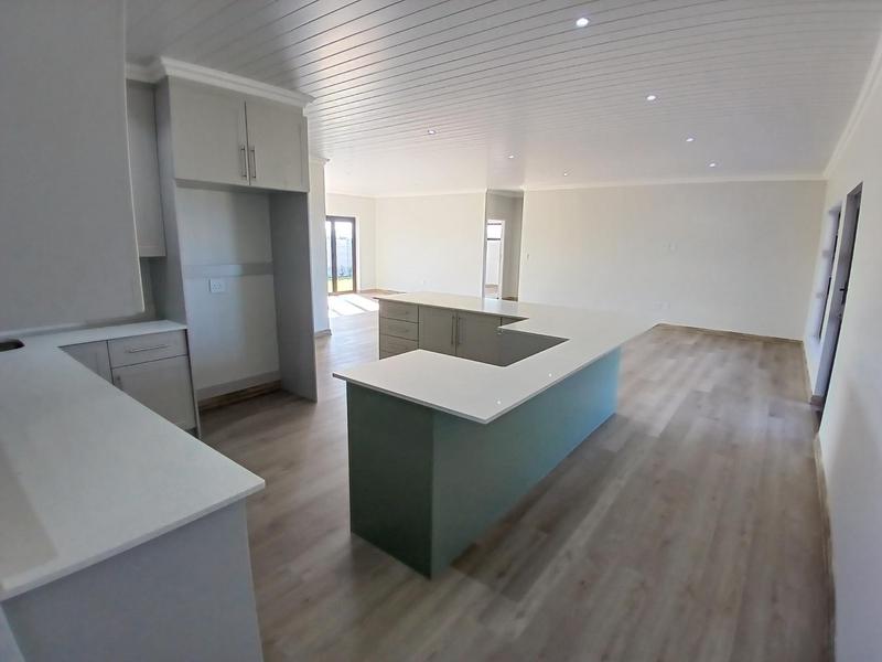 3 Bedroom Property for Sale in Stilbaai Wes Western Cape